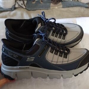 Skechers Men's Gray and Black Shoes